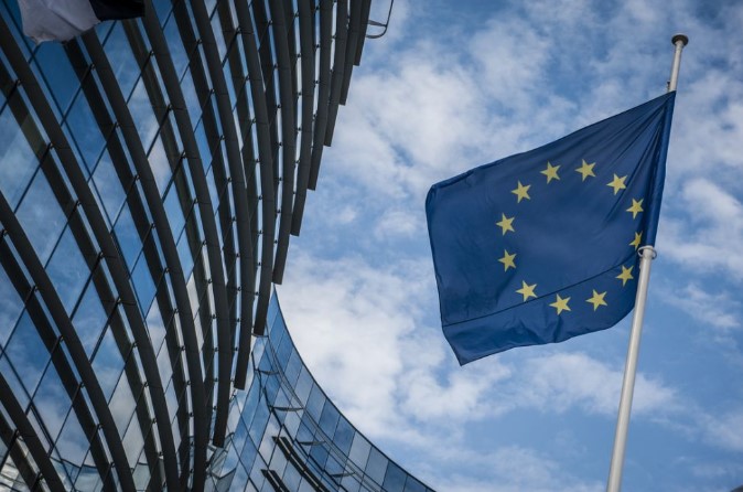 Ανακοινώνεται Σήμερα το Σχέδιο της Κομισιόν για Συντονισμένη Άρση των Περιοριστικών Μέτρων