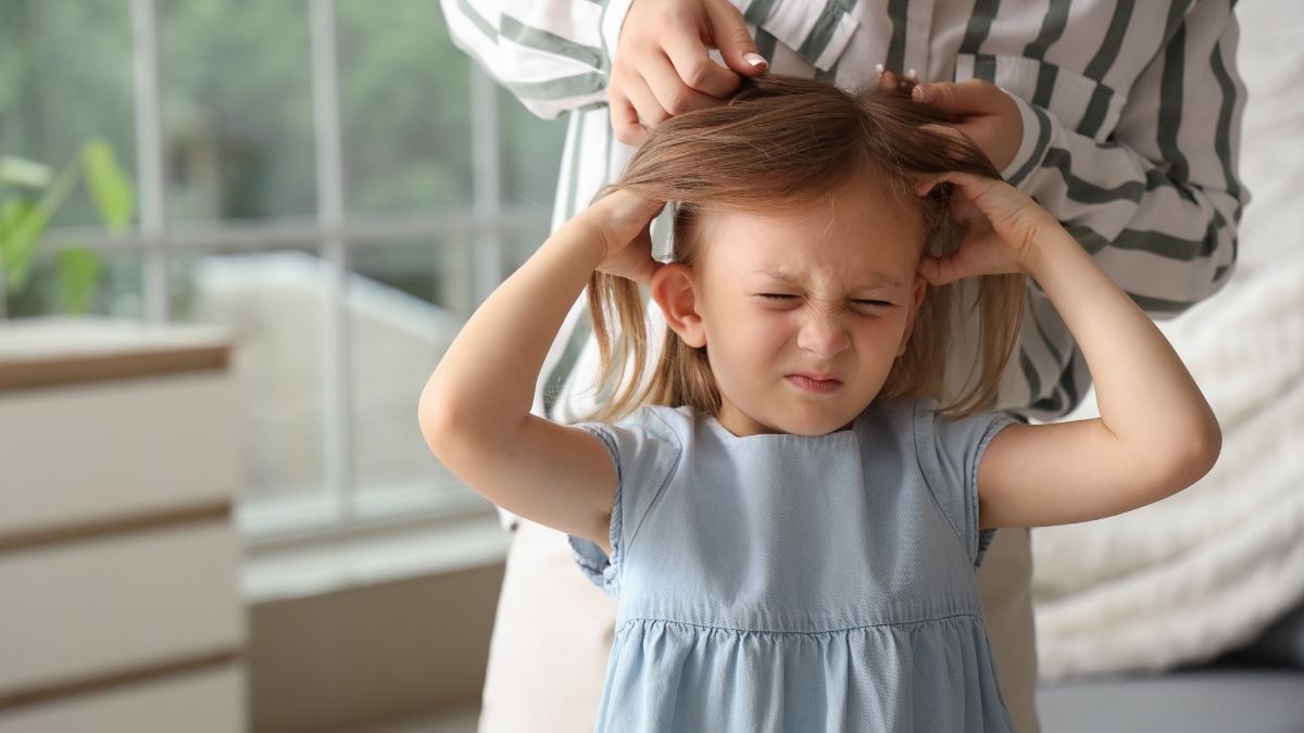 Καλύτερα να Κλαίνε οι Ψείρες Παρά Εσύ! Repel Anti-Lice από την UNI-PHARMA